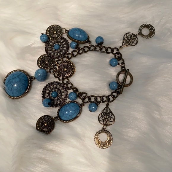 Women’s turquoise charm bracelet - Picture 1 of 1